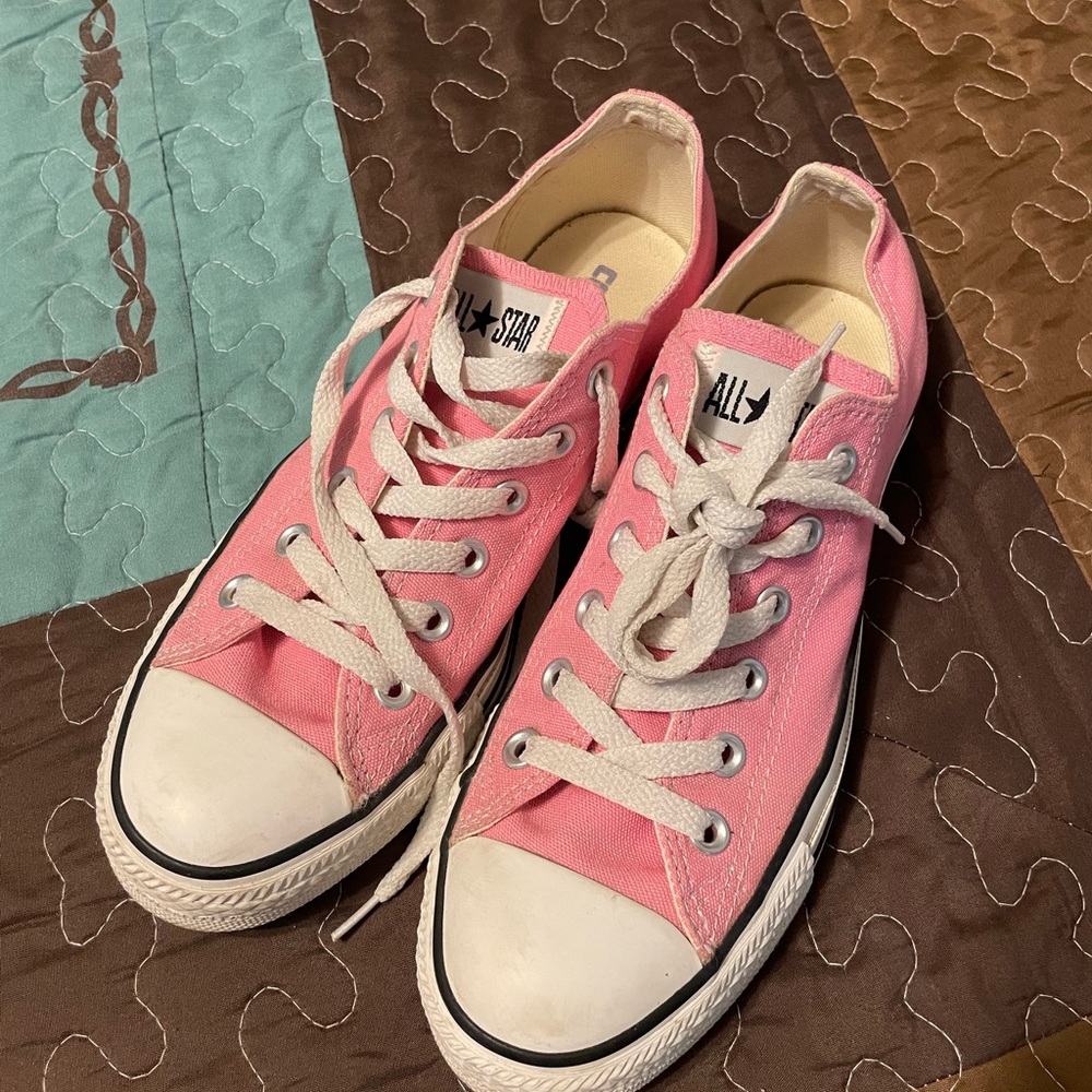 Converse Women's Pink Low-Top Sneakers